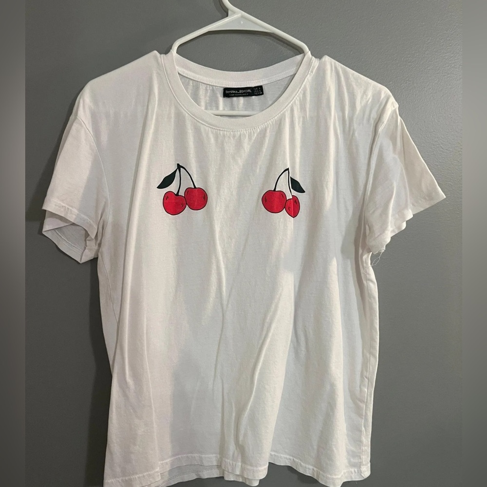 White cherry t shirt